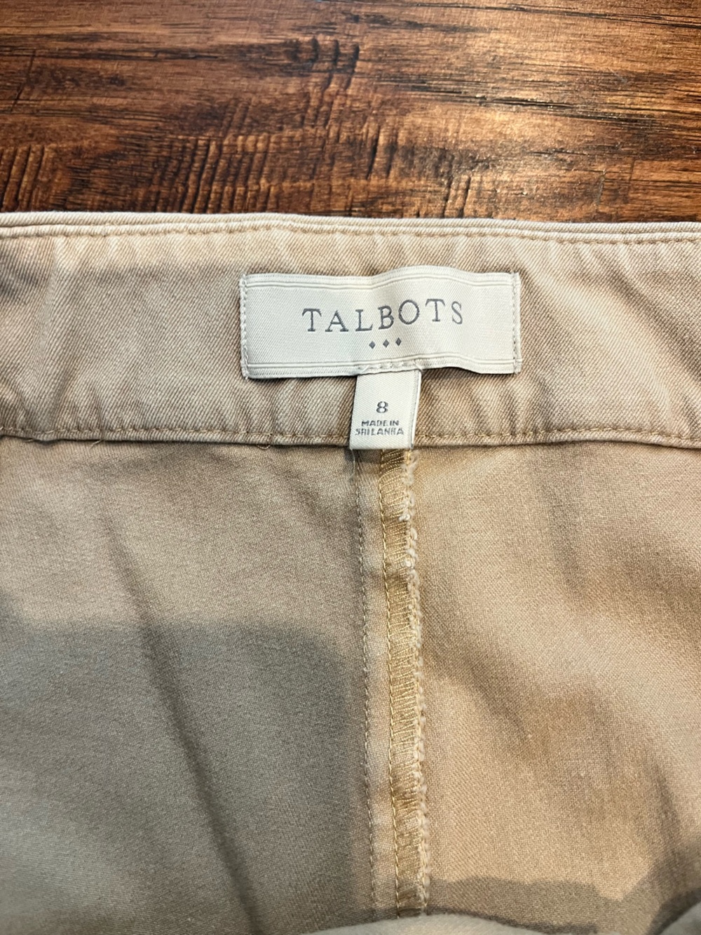 TALBOTS. WOMENS KAKHI SIGNATURE CASUAL PANTS SIZE 8. EXCELLENT! - Picture 4 of 7